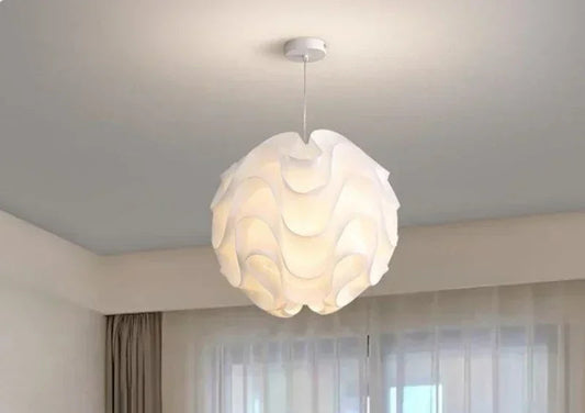 Abat-jour ondulé en polypropylène suspendu – design sphérique moderne pour cafés, bars ou intérieurs créatifs - Décoration intérieure.