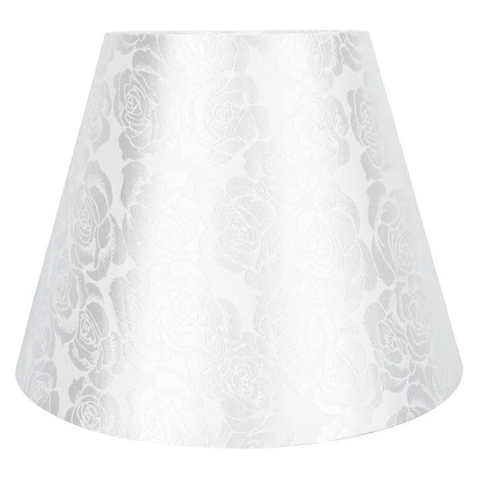 Abat-jour rétro en tissu jacquard brodé posé sur lampe de table avec déco vintage élégante - Décoration intérieure