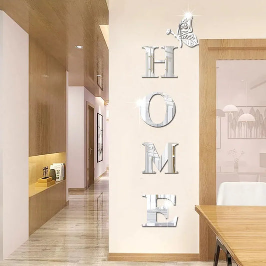 Autocollant mural miroir 3D "Home" installé dans une entrée moderne, effet lumineux et design élégant - Décoration intérieure