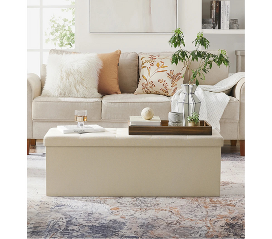 Banc bout de lit avec rangement pratique. Décoration intérieure