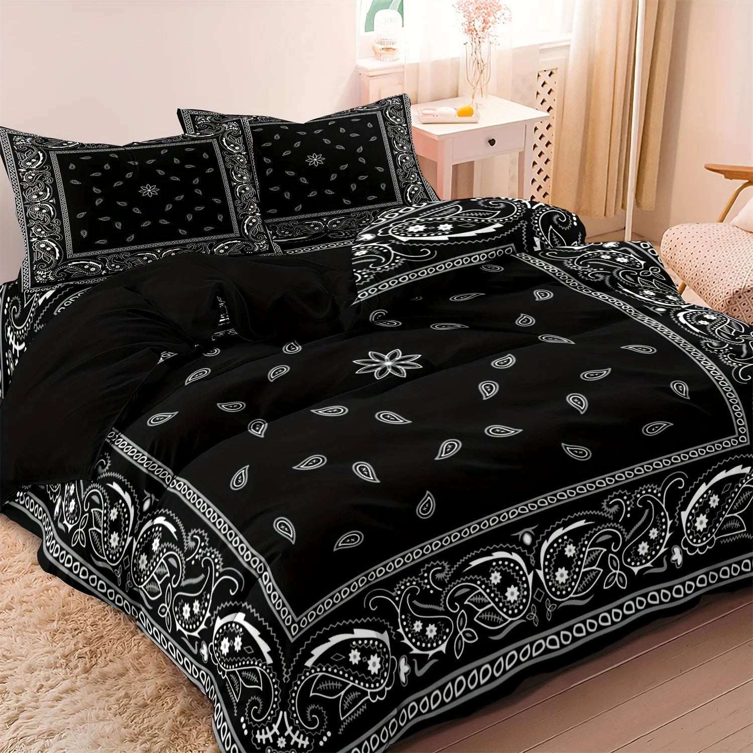 Ensemble de literie Mandala noir, housse de couette bohème avec motif paisley, taies d’oreiller assorties, chambre adulte style zen et graphique - Décoration Intérieure