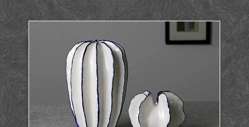 Vase Décoratif en Céramique Artisanale