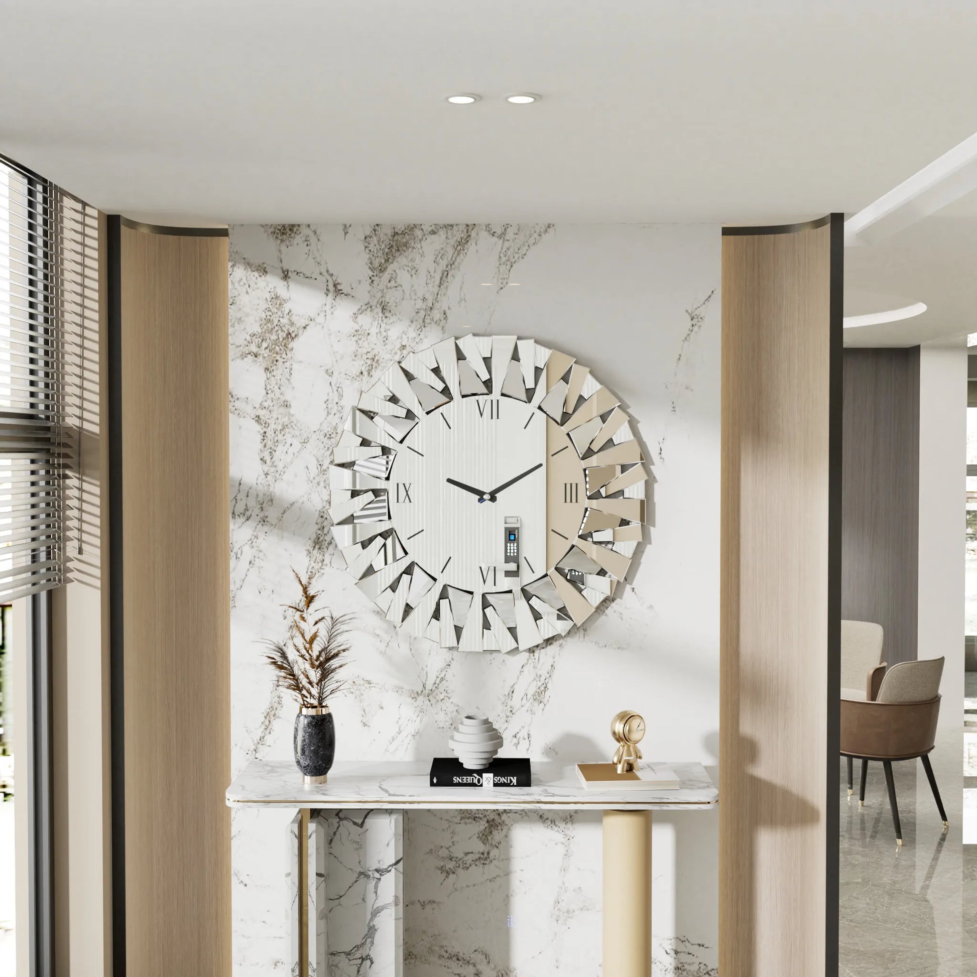 Horloge murale  32 pouces en verre biseauté miroir, accrochée dans un salon moderne avec décoration élégante - Décoration intérieure