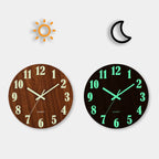 Horloge murale en bois de 12 pouces avec veilleuse douce, suspendue dans une chambre de style nordique, offrant une ambiance silencieuse et apaisante - Décoration intérieure