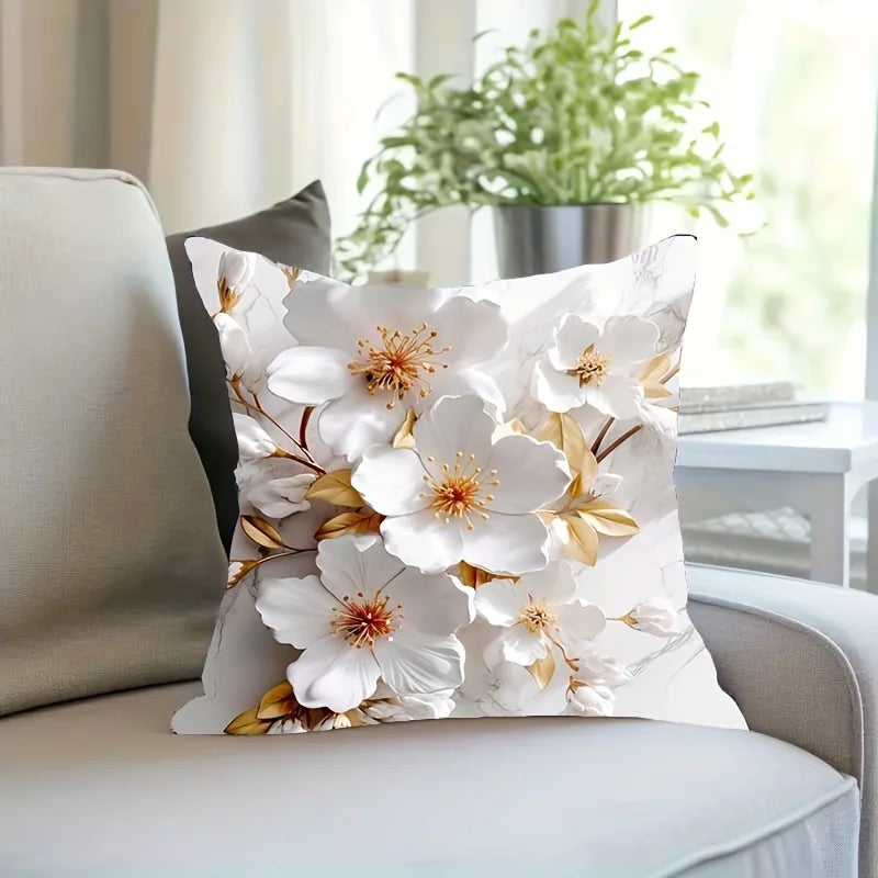 Housse de coussin ultra douce à imprimé floral posée sur canapé beige, décoration zen et romantique - Décoration intérieure