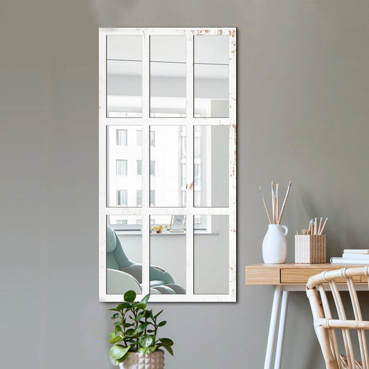 Miroir mural décoratif imitation fenêtre installé dans un salon lumineux, ajoutant profondeur et style rustique à l’espace - Décoration intérieure