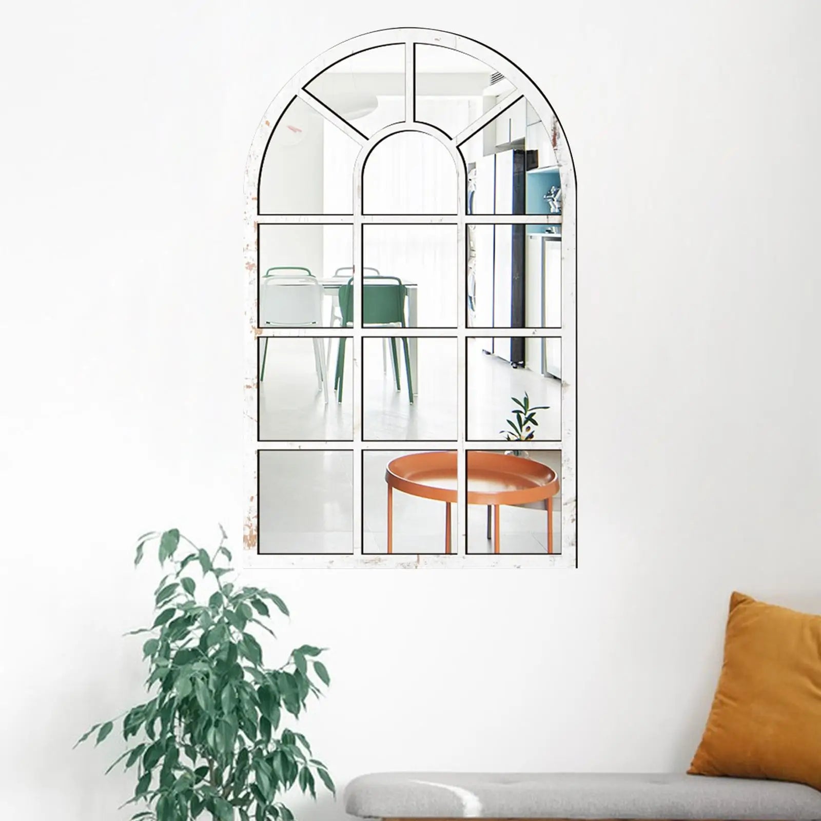 Miroir mural en forme d’arche installé dans une entrée moderne, reflétant la lumière et ajoutant une touche élégante façon fenêtre - Décoration intérieure