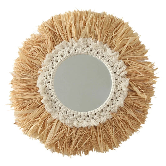 Miroir mural rond suspendu en corde de coton tressée, accroché dans une salle de bain au style bohème, apportant charme et texture naturelle - Décoration intérieure