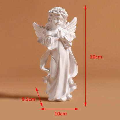 Figurine d’ange en prière en résine