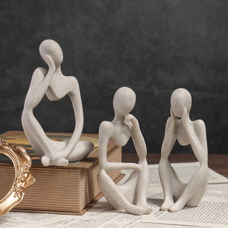 Statue du Penseur Abstraite