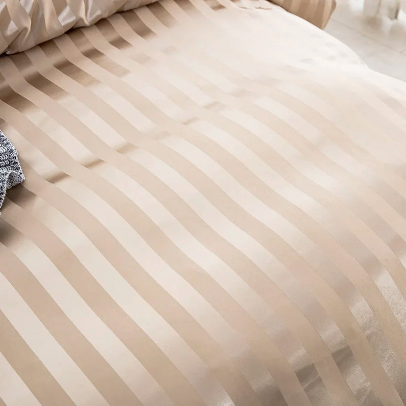 Parure Housse de couette rayée en Satin