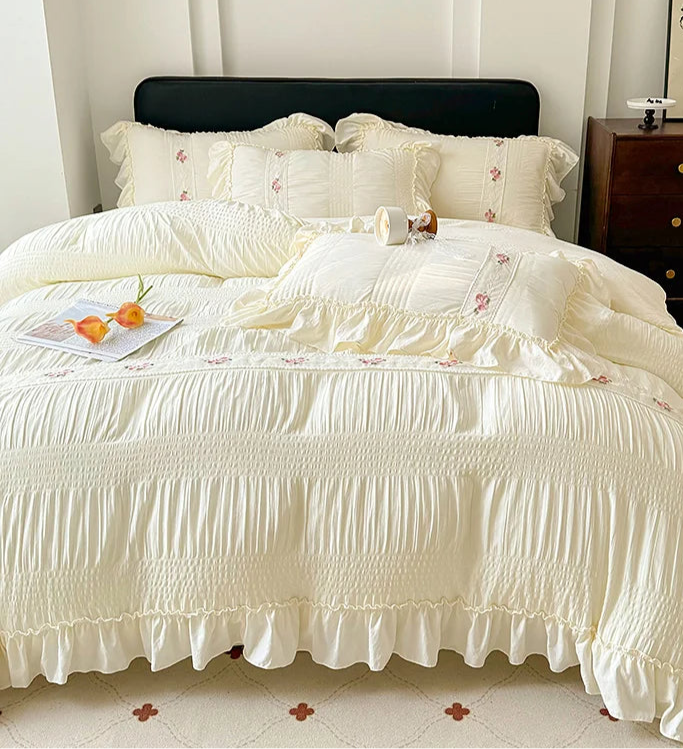 Parure en Dentelle à Volant