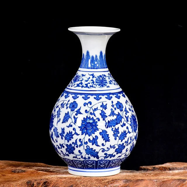Vase en Porcelaine Bleu et Blanc de Jingdezhen