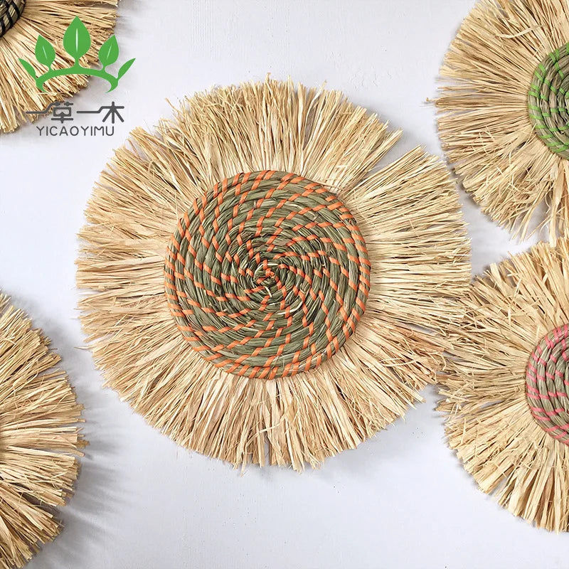 Décorations murales en paille