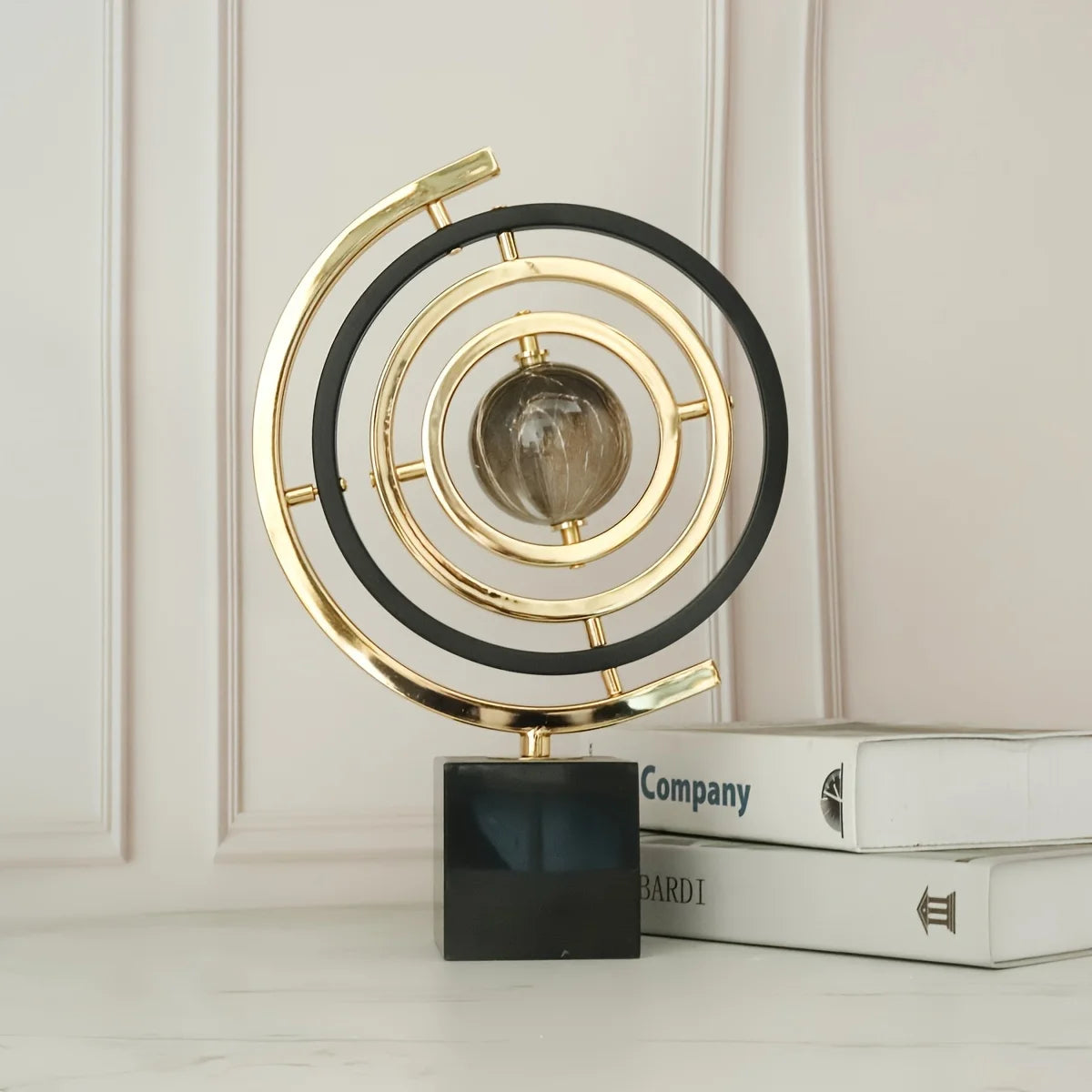 Sculpture Sphérique en Métal