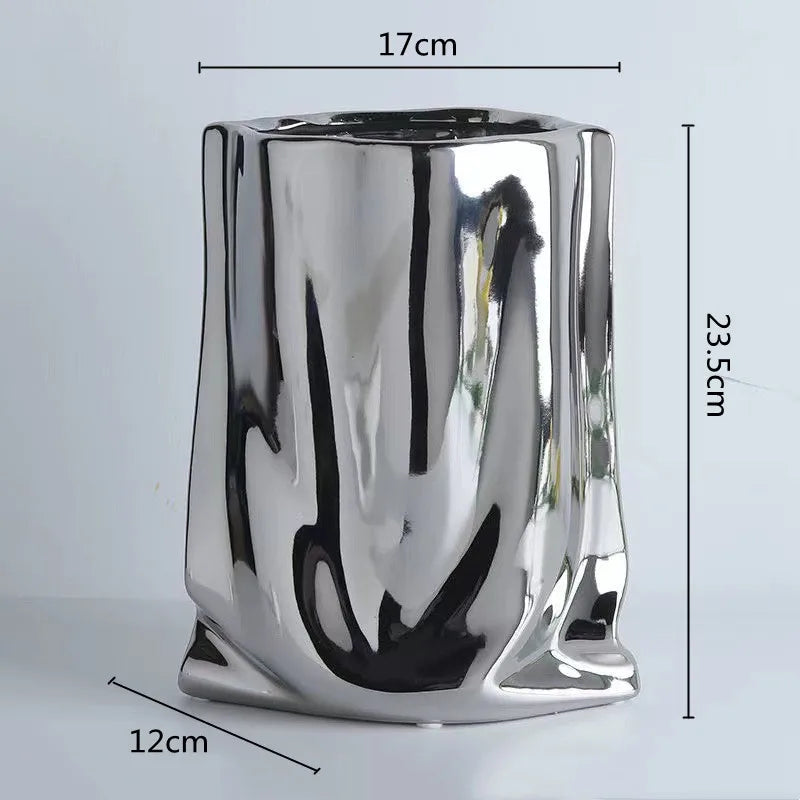 Vase en Céramique en forme de sac
