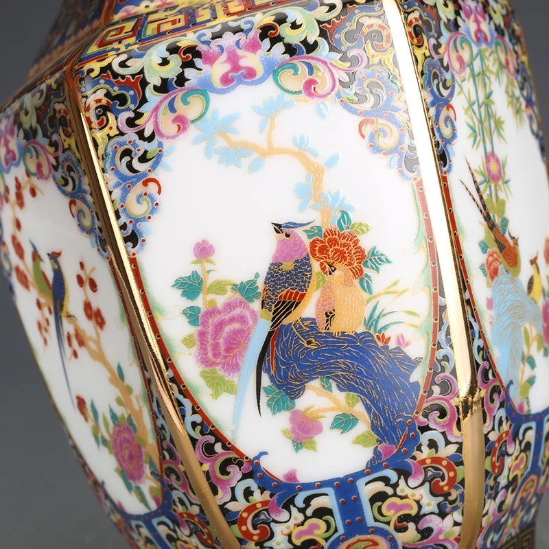 Vase Carré en Porcelaine Style Antique