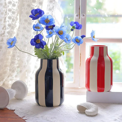 Vase en Céramique à Rayures