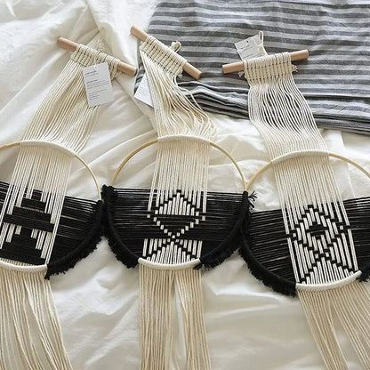 Macramé Murale Ronde Noir et Blanc