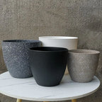 Pot de Fleurs en Plastique