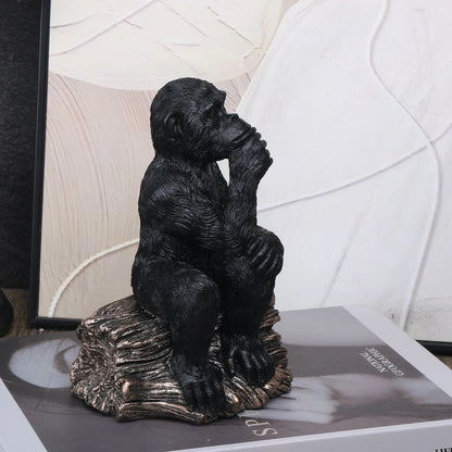 Sculpture de Gorille noire