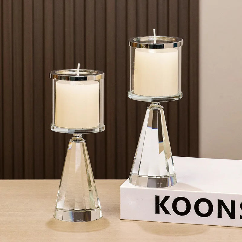 Deux Chandeliers Coniques