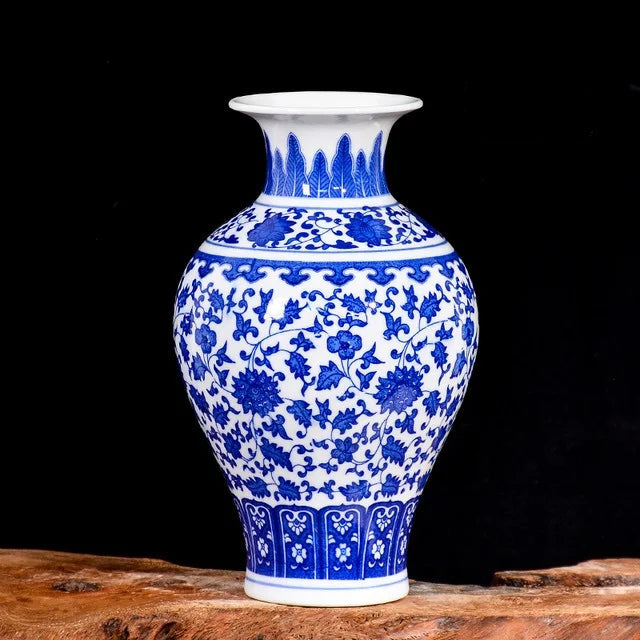 Vase en Porcelaine Bleu et Blanc de Jingdezhen