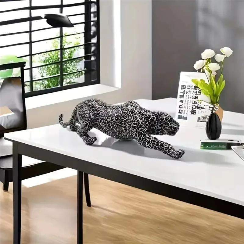 Sculpture Moderne Leopard en Résine