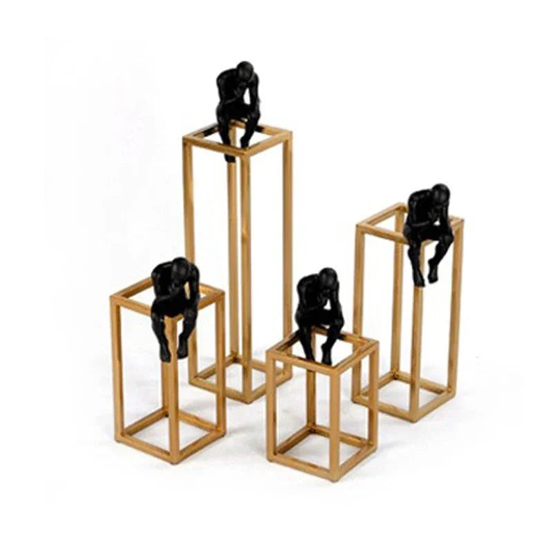 Figurine de Penseur en Métal noir