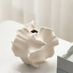 Vase en Céramique motifs pétale ondulé