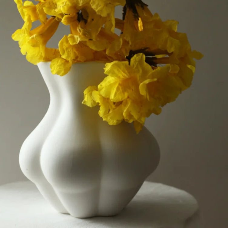 Vase en Céramique Blanc mat forme corps humain