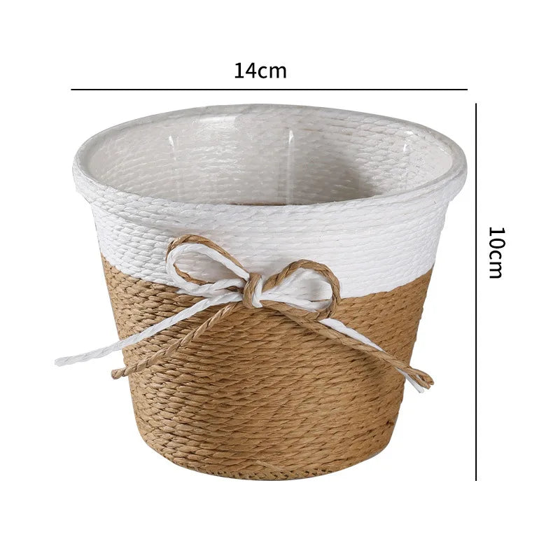 Pot de Fleur en Paille