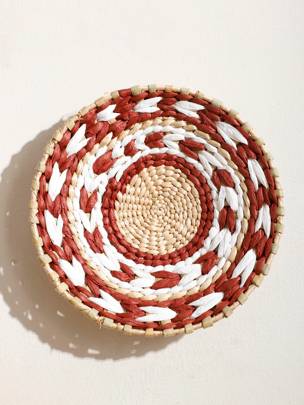 Panier mural en jonc de mer fait main