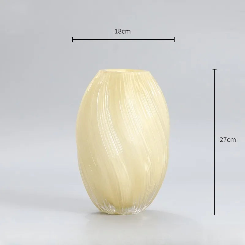 Vase en Verre Torsadé