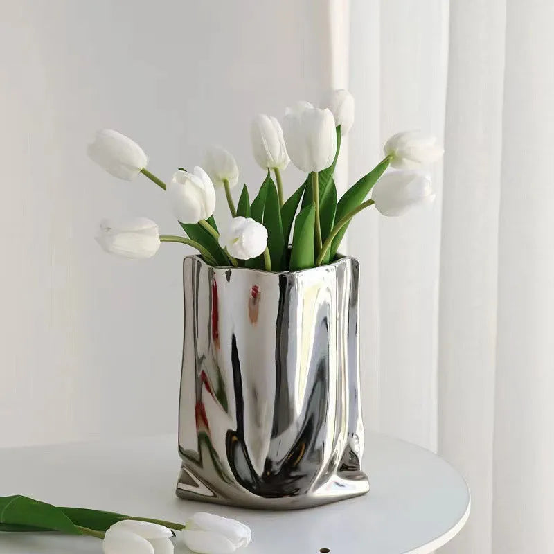 Vase en Céramique en forme de sac
