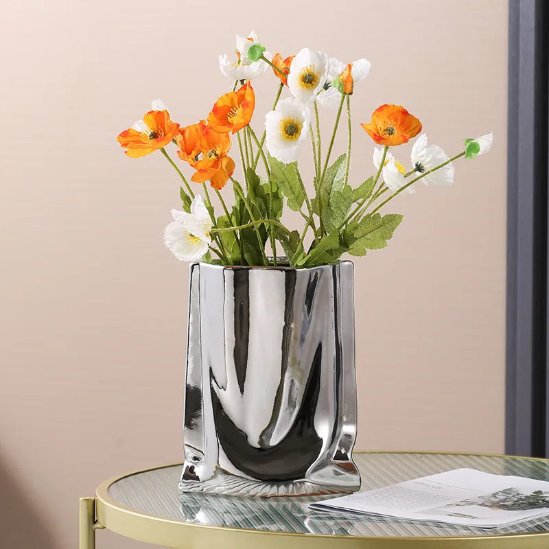 Vase en Céramique en forme de sac