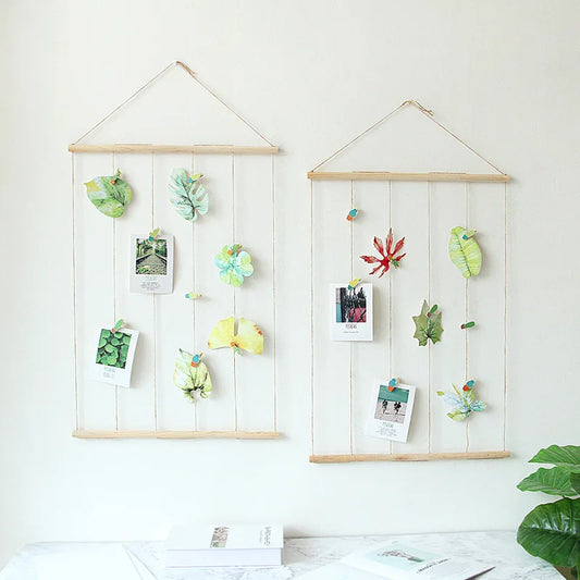 Suspension murale en macramé avec bâton en bois de 50 cm, pinces en bois tenant des photos et cartes postales, déco bohème personnalisée - Décoration intérieure