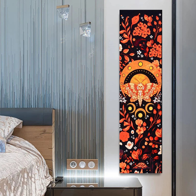 Tapisserie murale bohème verticale, avec motifs phases de lune, papillons, champignons hippies et fleurs colorées - Décoration intérieure
