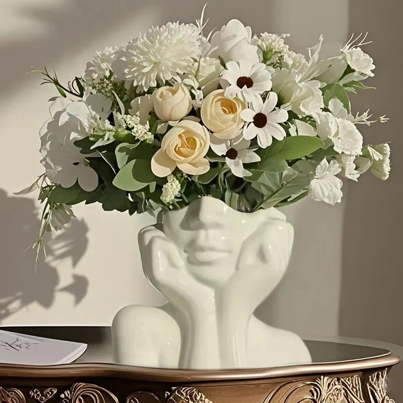 Vase en vinyle nordique représentant une fille pensante - Décoration intérieure