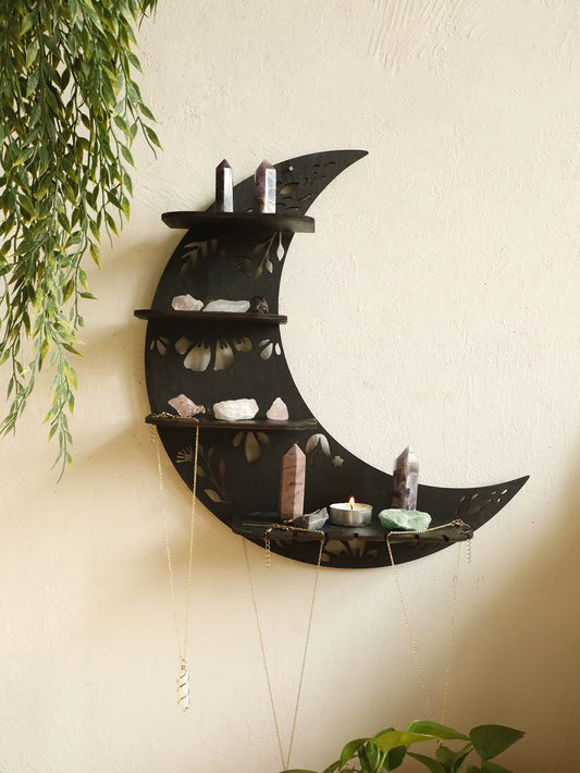 Étagère gothique chic en forme de Lune avec 4 niveaux décoratifs. Décoration intérieure.